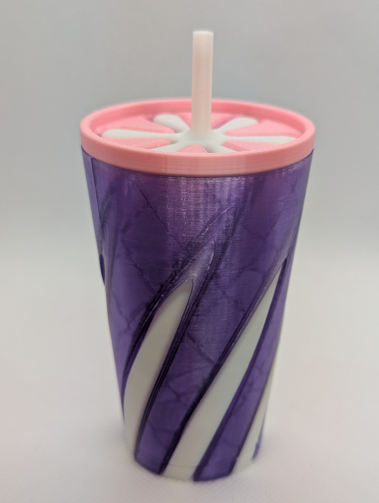 Swirl Tumbler with Straw