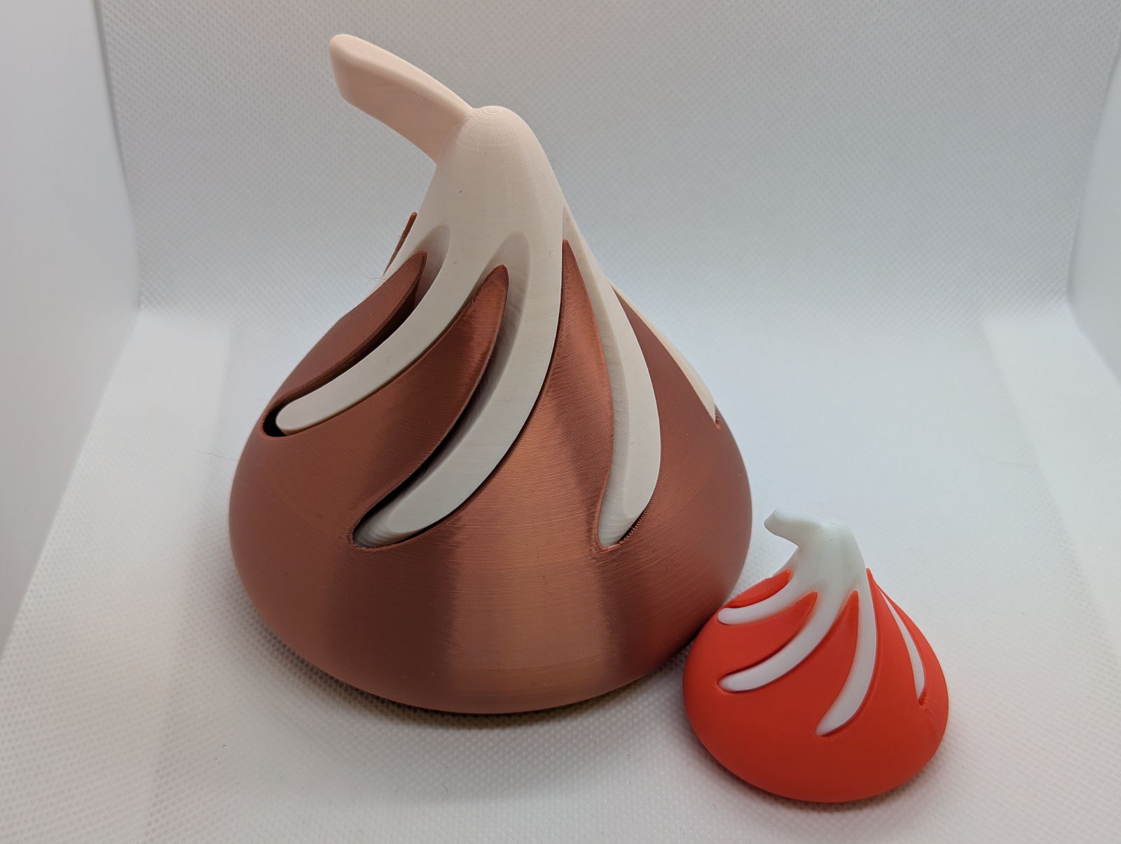 Chocolate Kiss Trinket Dish